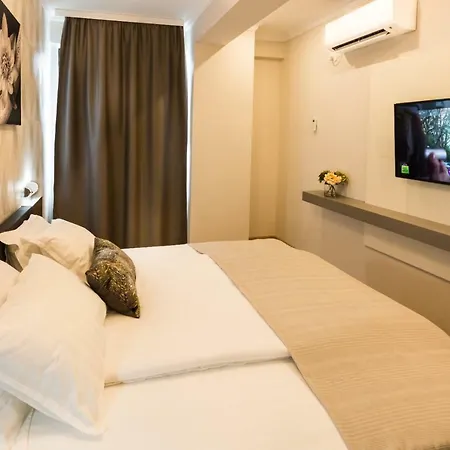 Rose Luxury * Mamaia